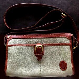 Vintage Authentic Liz Claiborne Pebbled Leather Bag